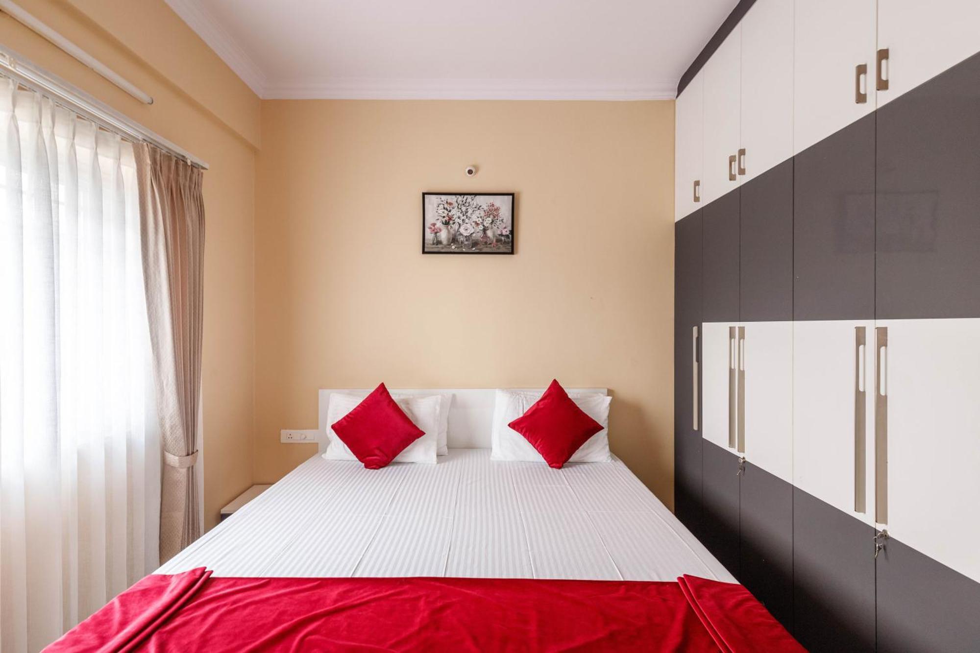 Classic Heights Serviced Apartments, Near Iim Bangalore, Buitenkant foto