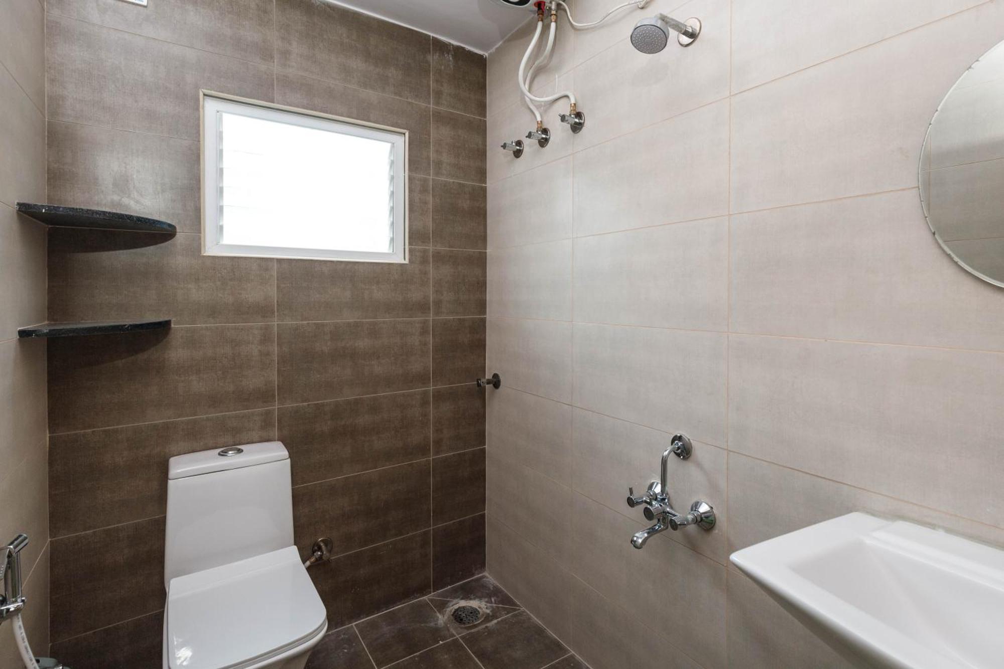 Classic Heights Serviced Apartments, Near Iim Bangalore, Buitenkant foto