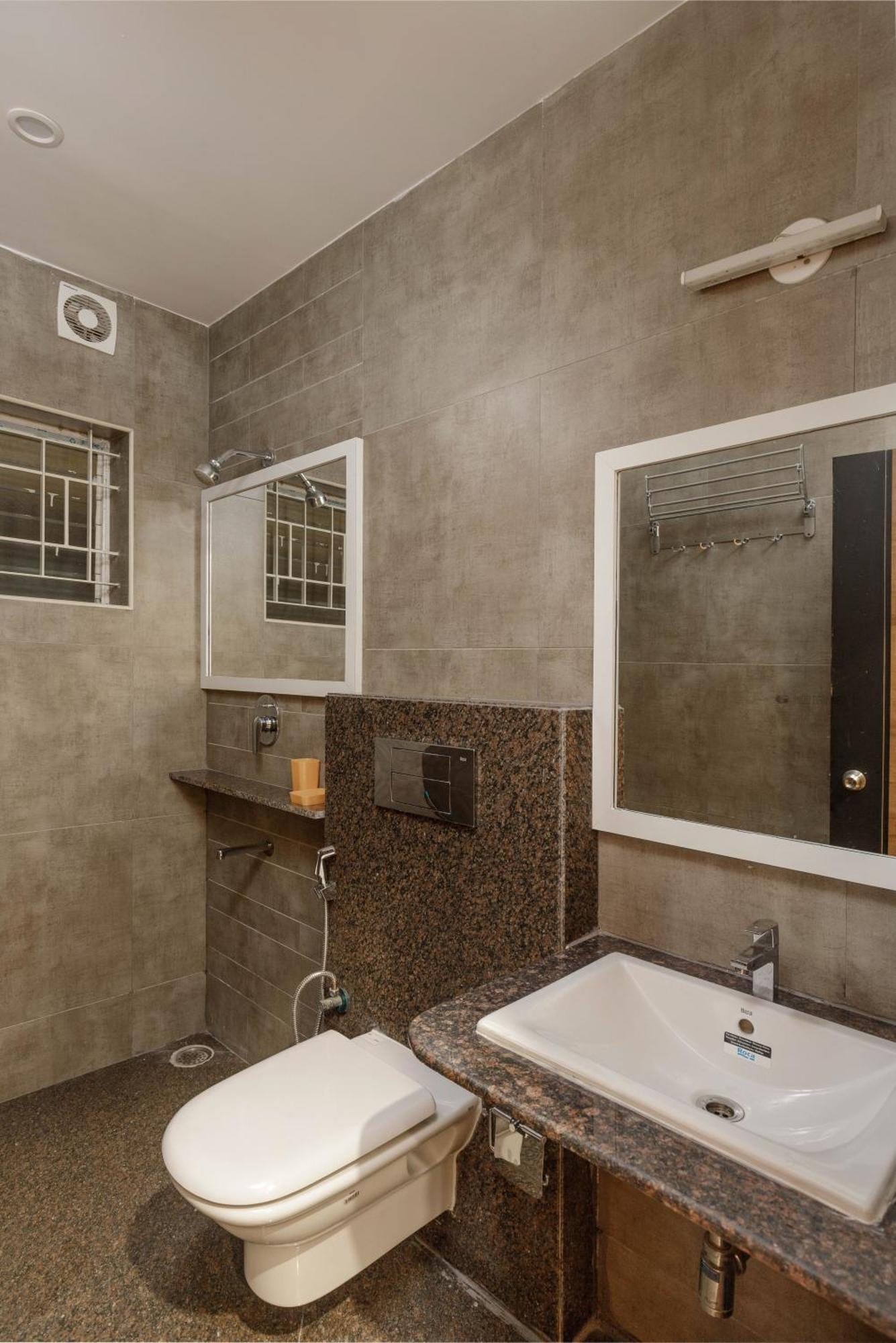 Classic Heights Serviced Apartments, Near Iim Bangalore, Buitenkant foto